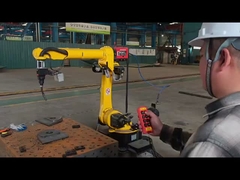 वेल्डिंग रोबोट