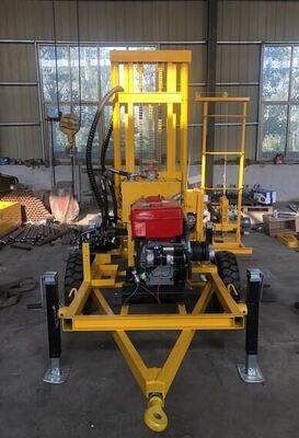 YZ50-150H हाइड्रोलिक डीजल वाटर वेल ड्रिलिंग मशीन वैकल्पिक पहिया/क्रॉलर चेसिस 210 मीटर गहरी बोरहोल ड्रिलिंग रिग मैक्स 400 मिमी व्यास चर गति पानी ड्रिलिंग उपकरण कृषि सिंचाई के लिए
